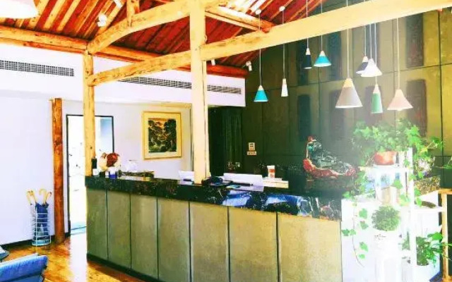 Xinchang Shangshitang Tianmu Mountain Residence