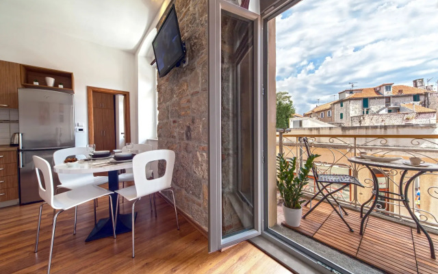 Marmontova Luxury Rooms