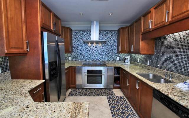 Bel Sole Penthouse 1801