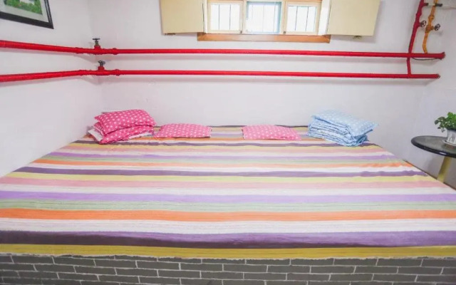 Xindeqing Youth Hostel