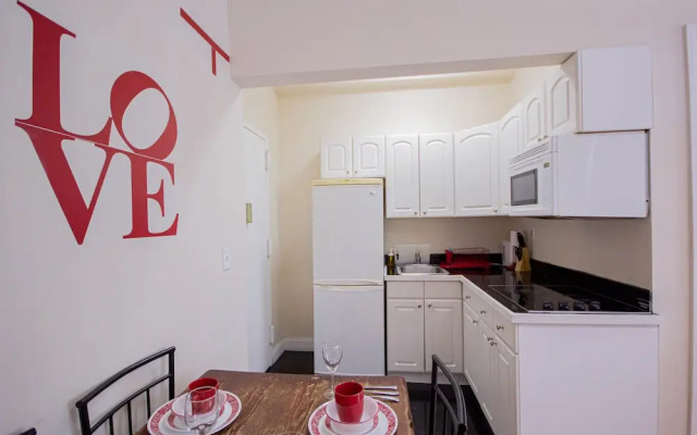 Macy Empire Apartments