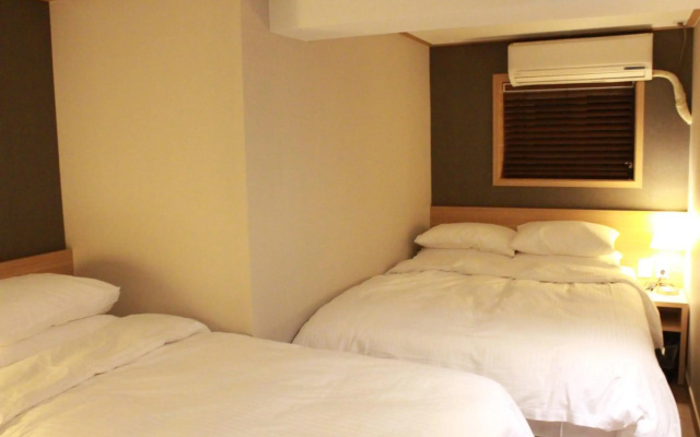 About Stay Seoul Station