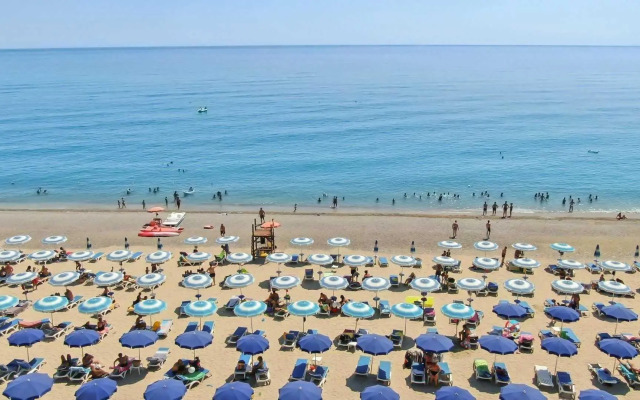 Club Esse Aquilia Beach Village