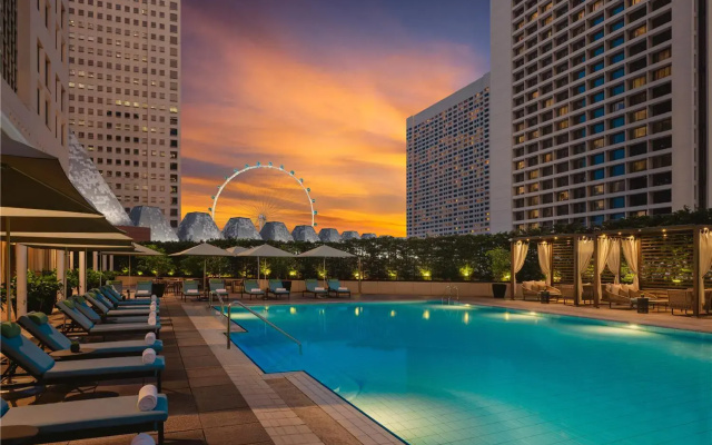 Conrad Singapore Marina Bay