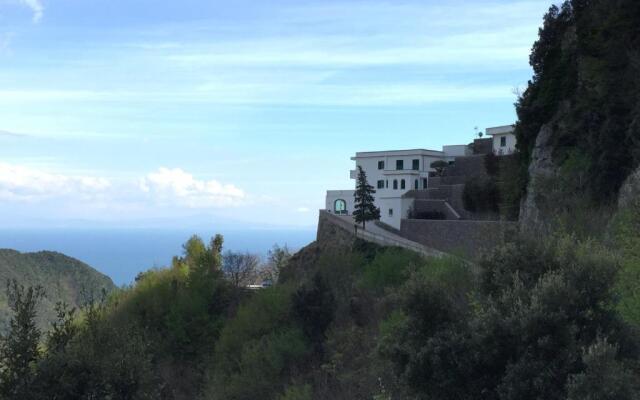 Adagio Ravello