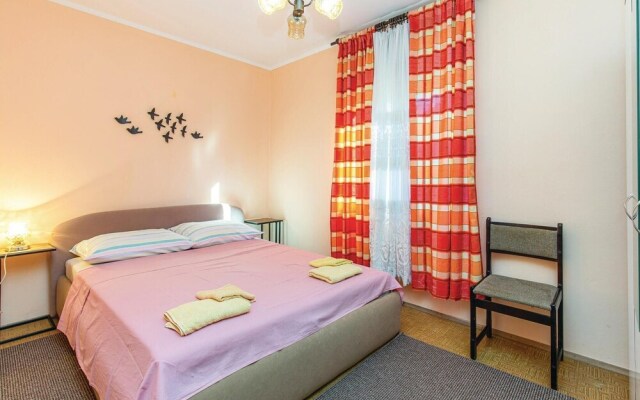 Beautiful Apartment in Novi Vinodolski With 2 Bedrooms and Wifi