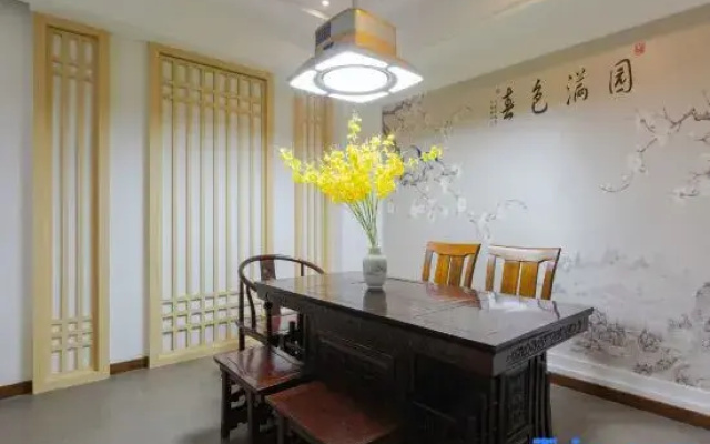 Yuejing Hotel (Yueyang Tower Scenic Area Branch)