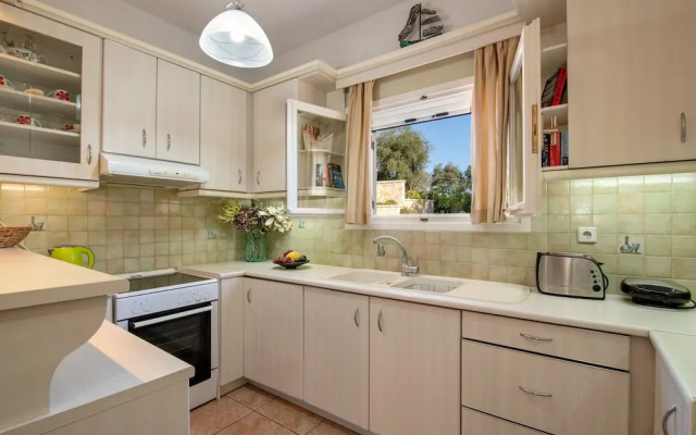 Ntina Pool House By Konnect