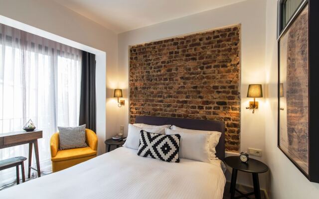 G Flats & Serviced Apartments - Adult Only