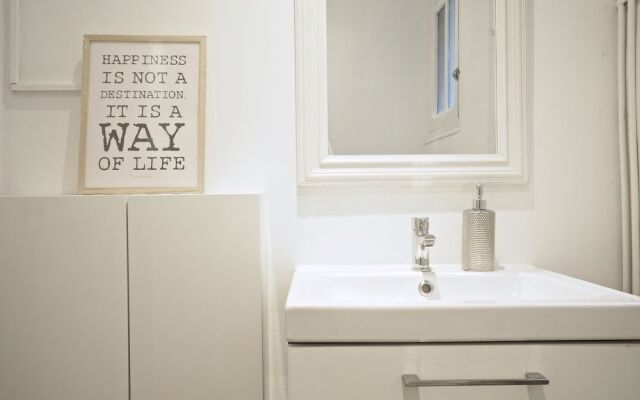 The White Flats Eixample