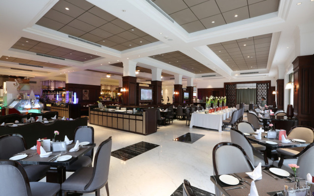 S & N International Hotel Linhai