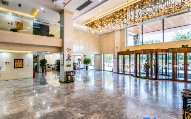 Xilaijia Hotel (Chengde Summer Resort Store)