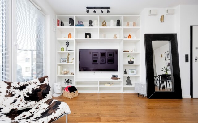 Karlińskiego Apartment Warsaw by Renters