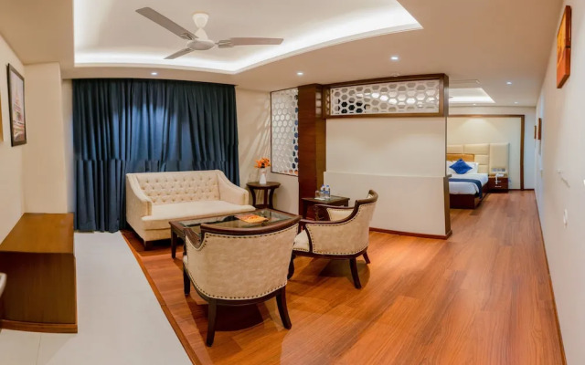 Hotel Orchid Resort