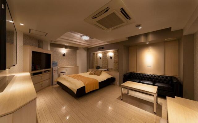 Hotel Luna Ikeda - Adults Only