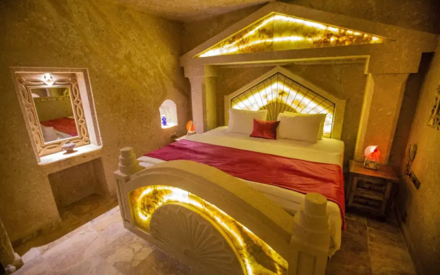 Royal Cave Hotel
