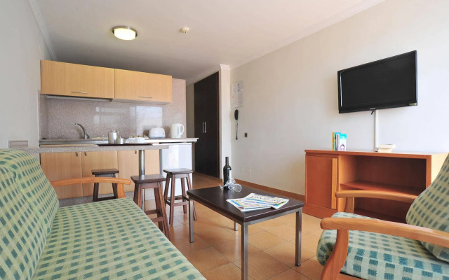 Rocamar Apartments