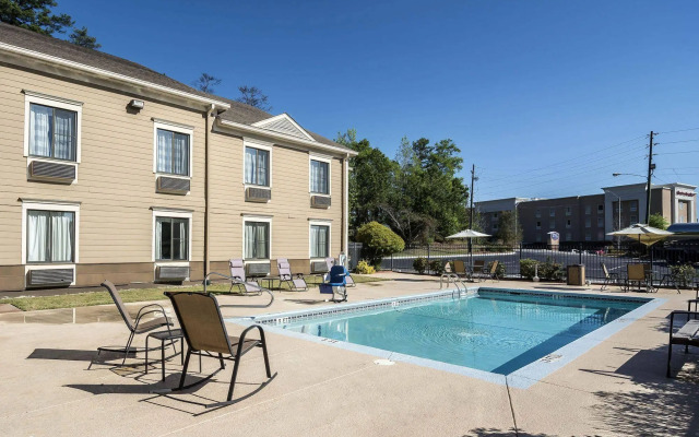 Quality Inn Phenix City Columbus