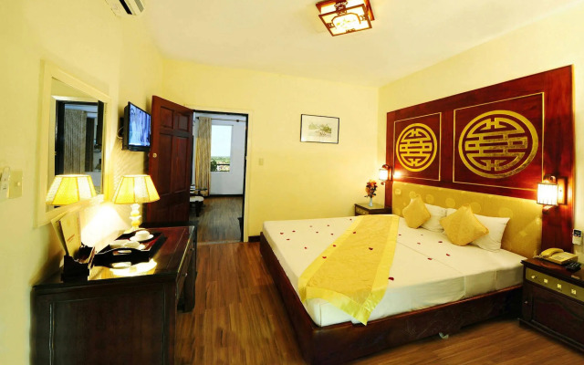 Thanh Lich Royal Boutique Hotel