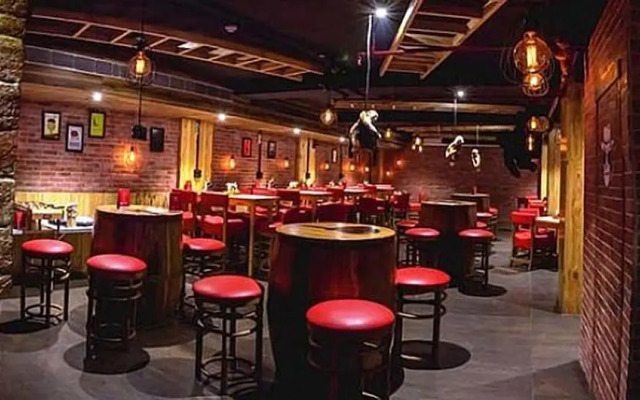 O2 VIP Hotel