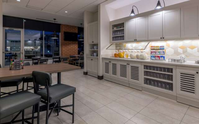 Hyatt Place Marlborough/Apex Center