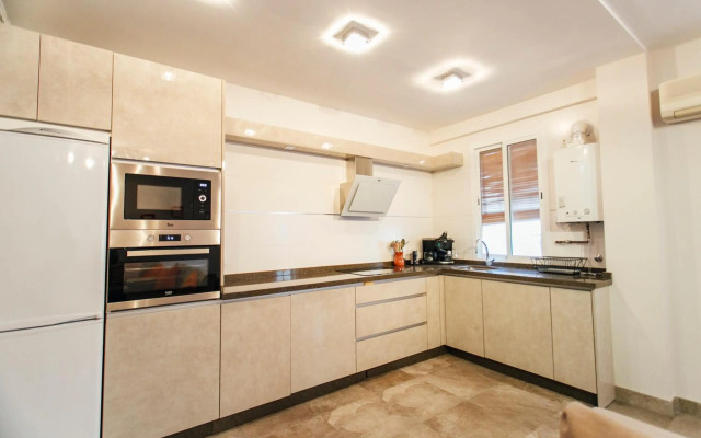 Minty Stay - 3BD Alcazar