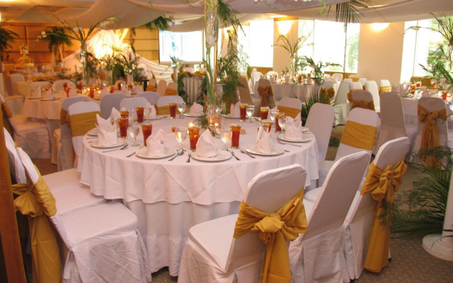 Crown Regency Hotel and Towers