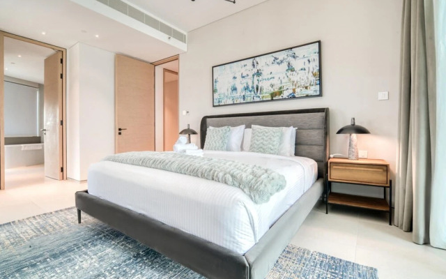 Serene Beachfront Ain Dubai View at Address JBR