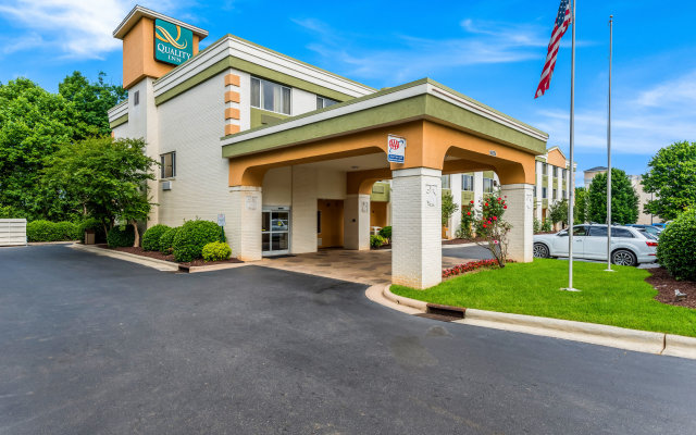 Comfort Suites Concord Mills