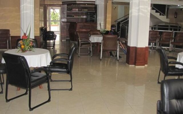 Afrique Hotel Douala Airport