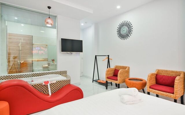 Collection O District Tan Binh Near Airport Formerly Joy Inn