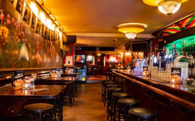 Gunnery's Guest House