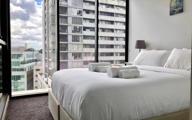 Modern 2 Bedroom Apartment In Melbourne's Southbank