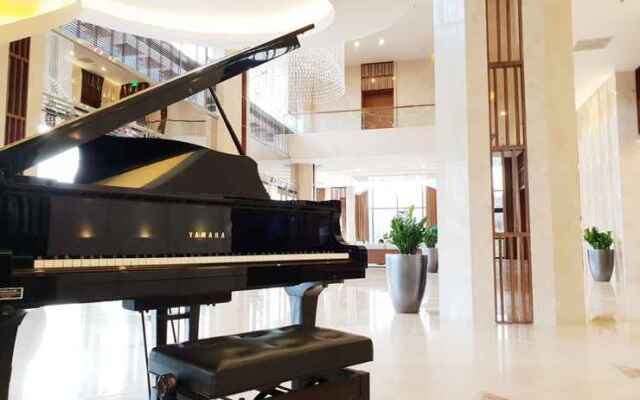 Central Luxury Ha Long Hotel