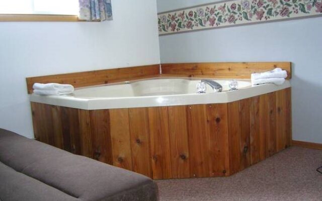 Agia Maria Inn & Resort