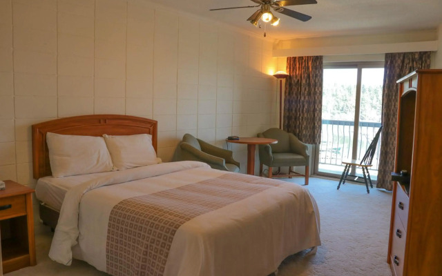 Waterfront Suites and Marina