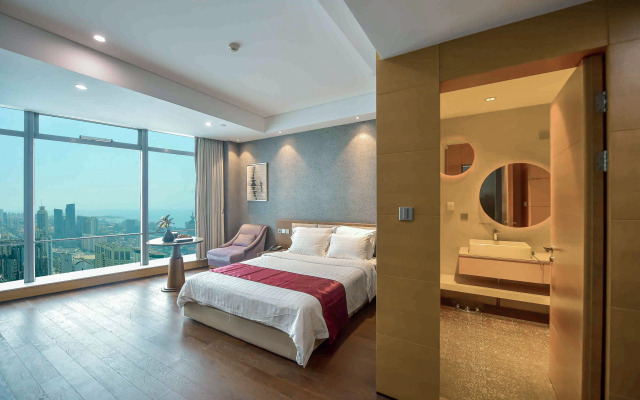 Grand Madison Qingdao Harbour-view Central（Former Qingdao Farglory Hotel）