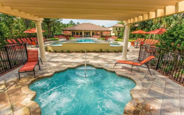 Tropical Fountains