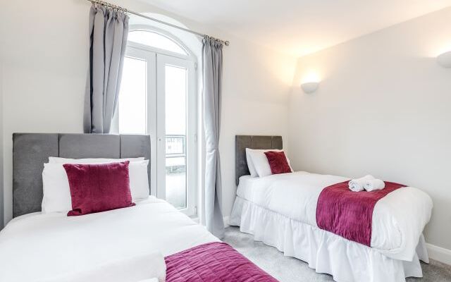 Roomspace Serviced Apartments -Thames Edge