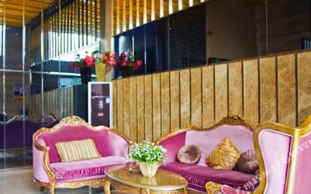 Qingshan Lake Hotel