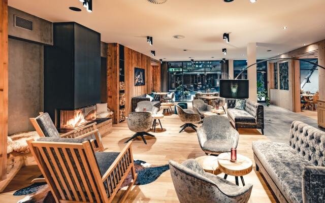 Lux Alp Chalet