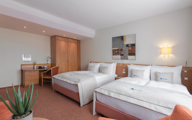 Garner Hotel Hamburg Wandsbek Marktplatz by IHG