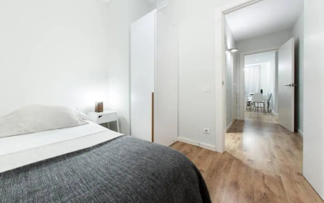 Bright and modern 2bedroom in Las Ramblas 2 1A