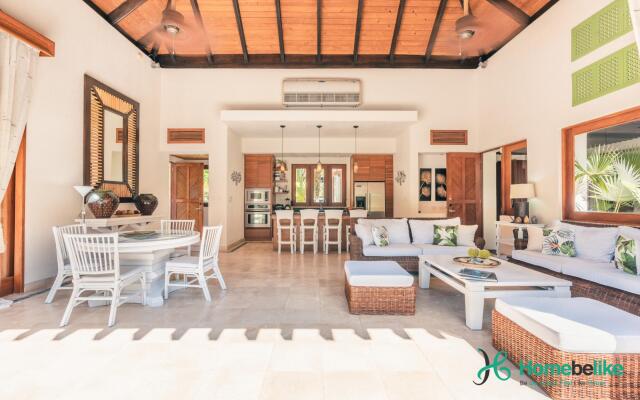 Private Pool Tropical Villa at Green Village B87