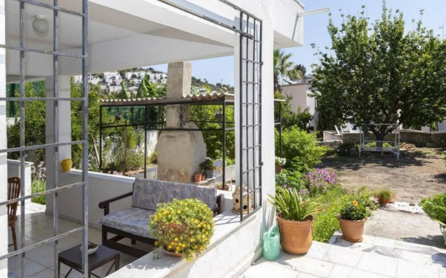 Cozy House With Garden in Bodrum
