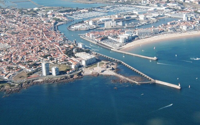 Holiday home rue du Lieutenant Maurice Anger