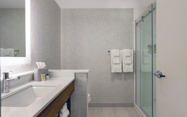Holiday Inn Express & Suites Collingwood by IHG