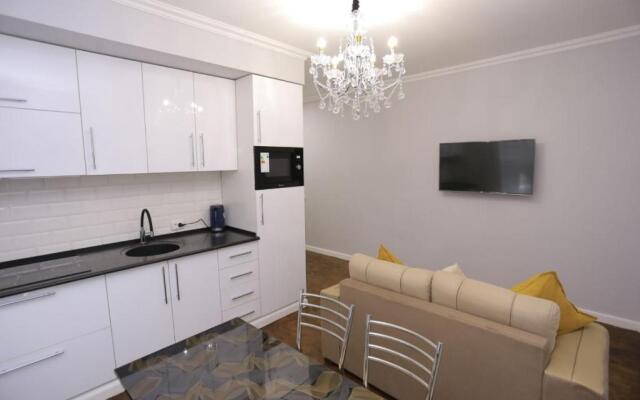 Luxury 2 bedrooms apartment walking distance from Gur-Emir