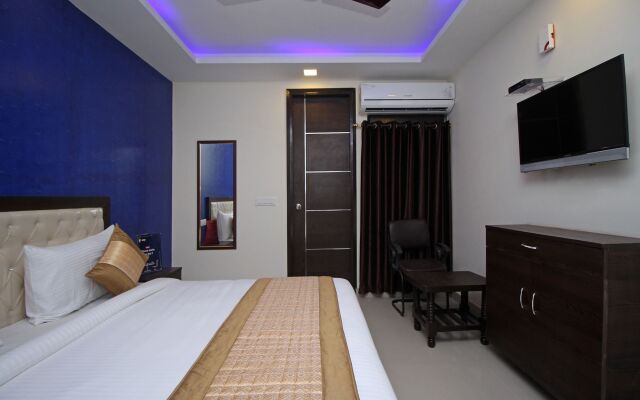 Hotel Tourist Palace Near Delhi Airport