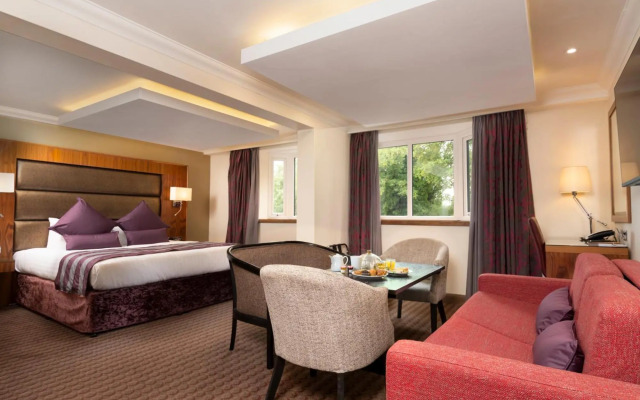 Donnington Manor Hotel